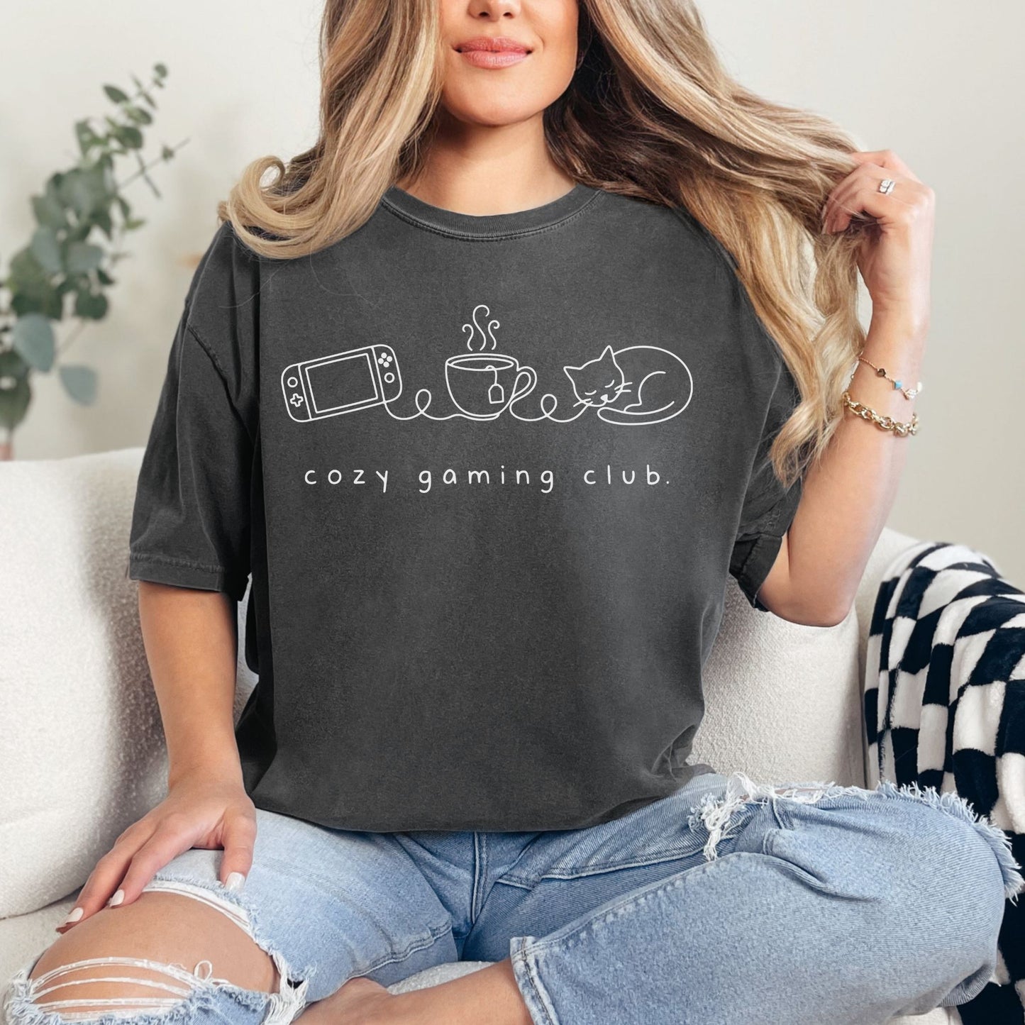 "Cozy gaming club" graphic on dark charcoal gray (pepper) t-shirt.